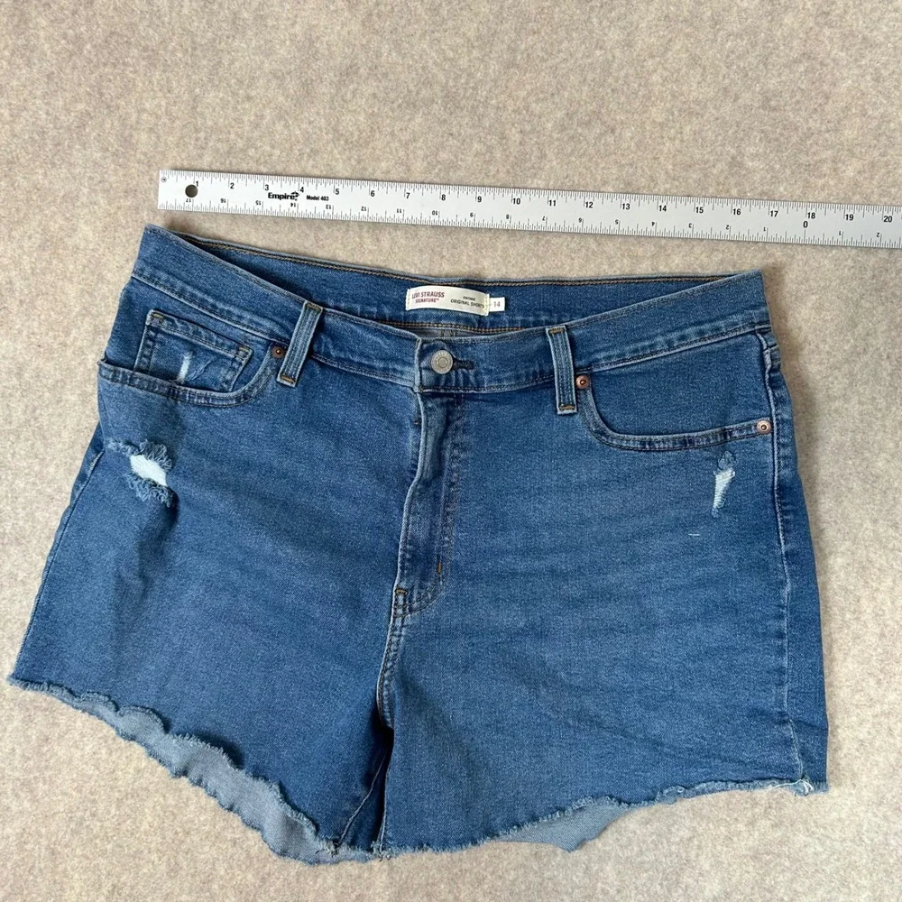 Signature by Levi Strauss signature by